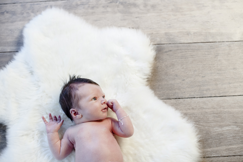 Newborn fotoshoot op locatie